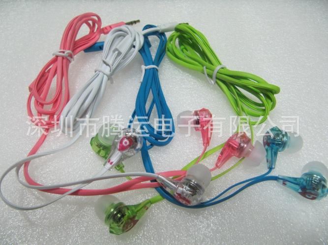 工厂直销批发 水晶头入耳式MP3耳机（小面条款）现货供应
